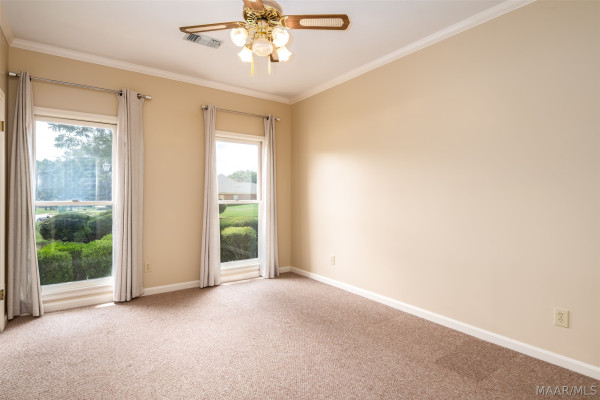 8200 HARROGATE Hill