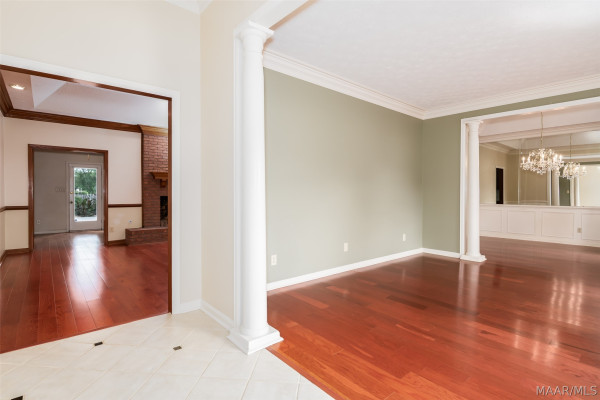 8200 HARROGATE Hill