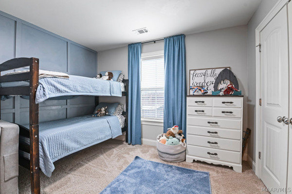 1129 Benjamin Way