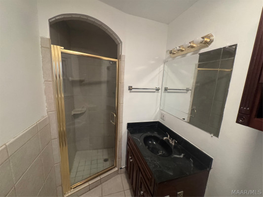 208 Holly Ridge Drive
