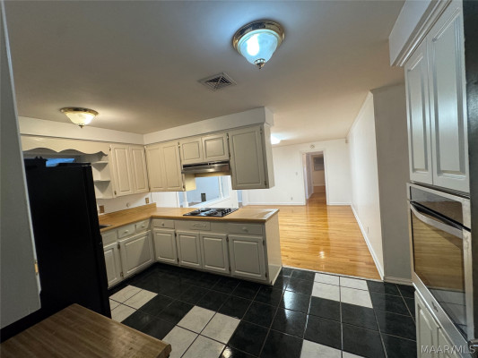 208 Holly Ridge Drive