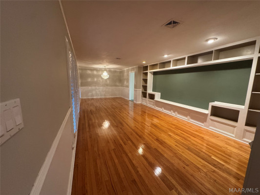 208 Holly Ridge Drive