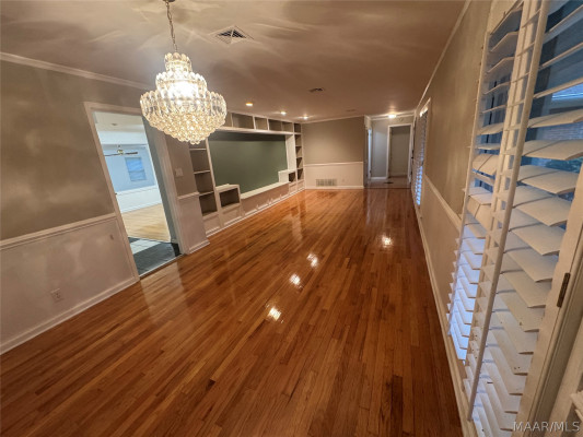 208 Holly Ridge Drive