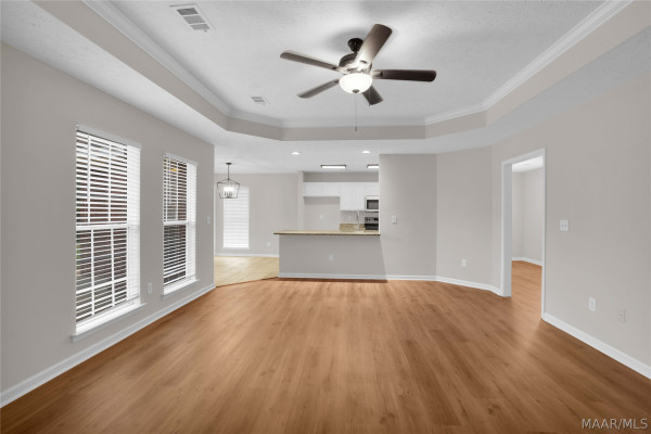 6966 Oak Side Drive