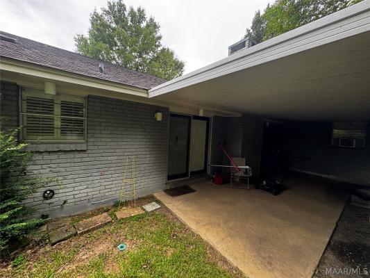 511 BELLEHURST Drive