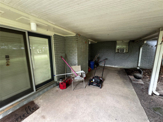 511 BELLEHURST Drive