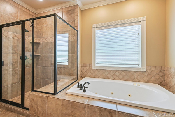 105 Pine Borough Point