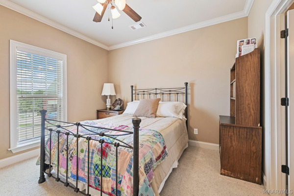 105 Pine Borough Point