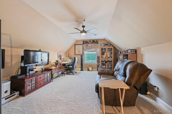 105 Pine Borough Point