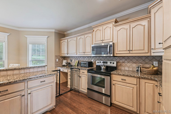 105 Pine Borough Point