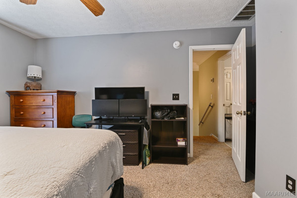 1028 Thistle Road