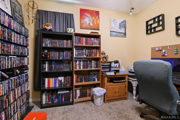 1028 Thistle Road