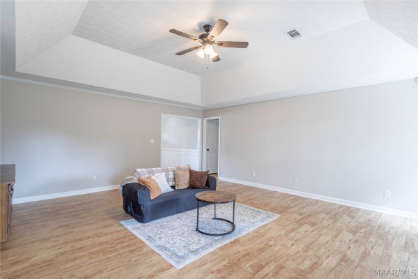5728 Hitching Post Lane