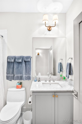 7942 LONG ACRE Street