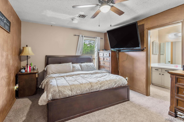 3048 Medford Lane