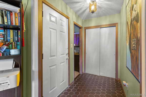 3048 Medford Lane