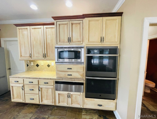 200 High Pointe Ridge