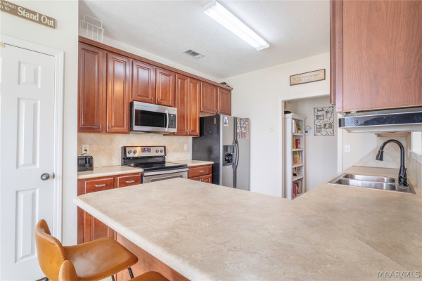 2009 VONICA ROSE Street