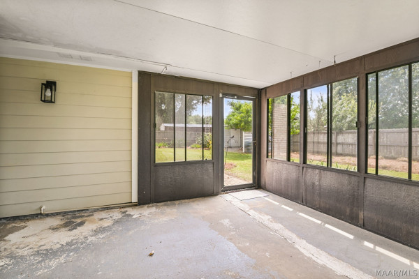 2295 Ceasarville Road