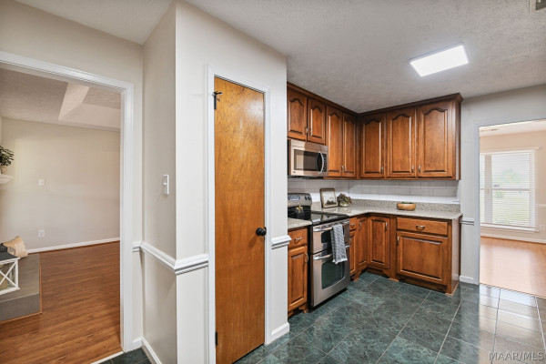 2295 Ceasarville Road
