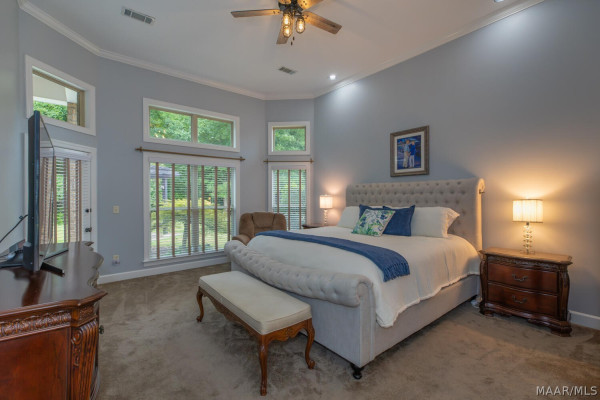 8907 Big Horn Trail