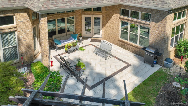 8907 Big Horn Trail