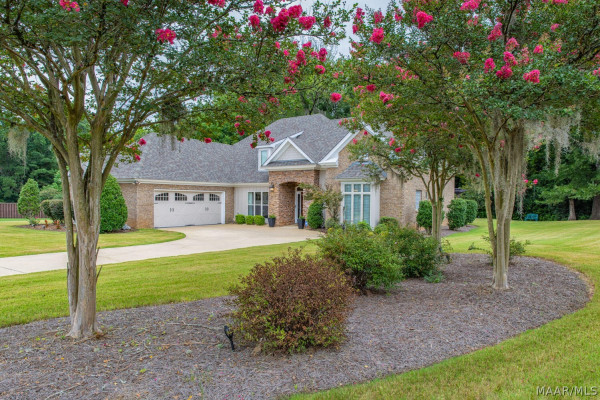 8907 Big Horn Trail