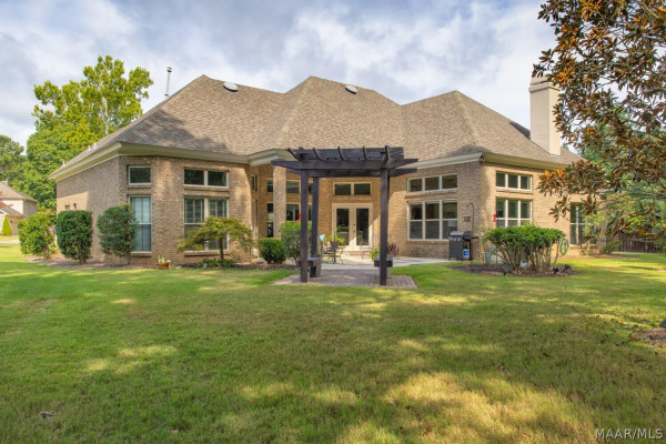 8907 Big Horn Trail