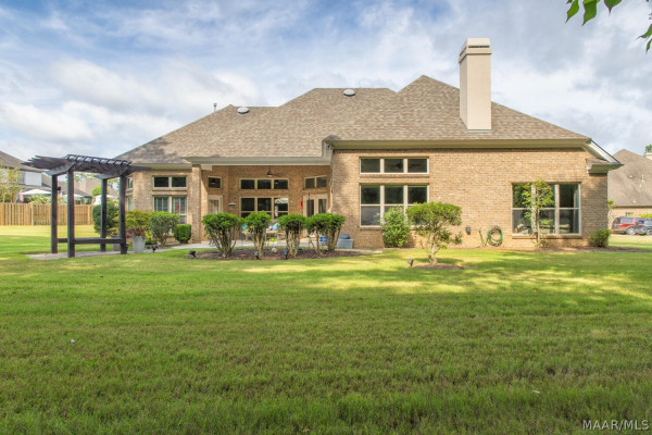 8907 Big Horn Trail