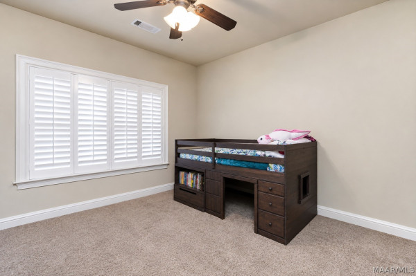 8407 ROCKBRIDGE Circle