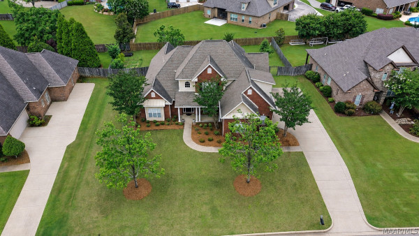 8407 ROCKBRIDGE Circle