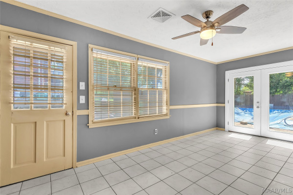324 Davors Drive