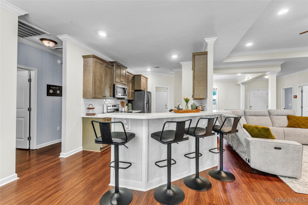 34 River Stone Court