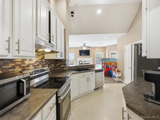 6336 Chappelle Lane