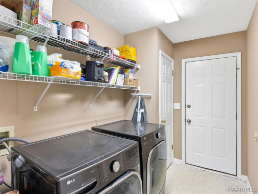 6336 Chappelle Lane