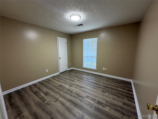 3816 CARRIAGE OAKS Drive