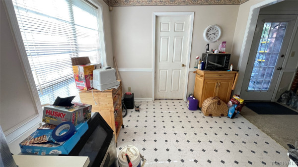 6125 WILLOW GLEN Drive
