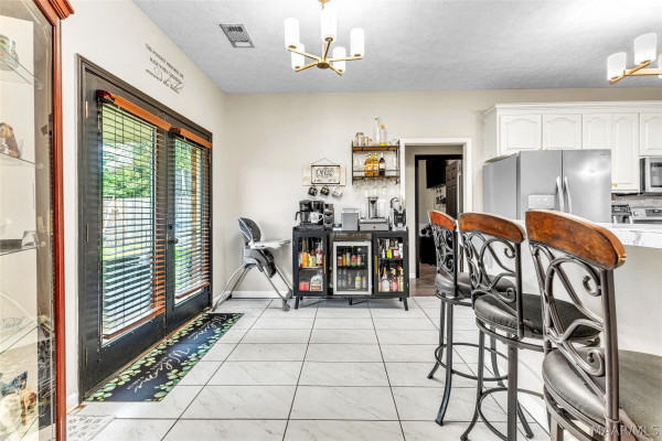 275 RIDGEVIEW Drive