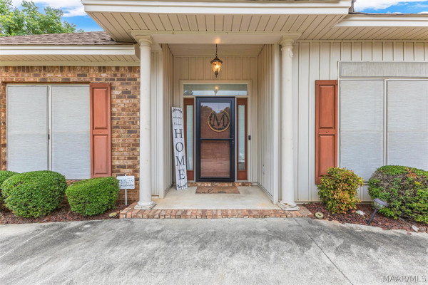 275 RIDGEVIEW Drive
