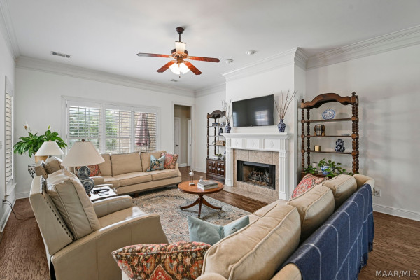 9748 Lochfield Drive