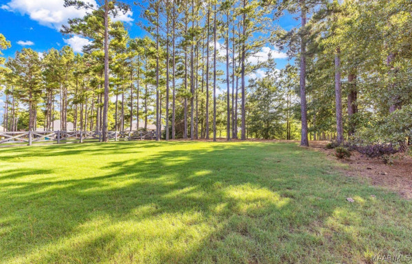 119 N Dogwood Terrace