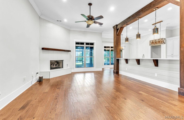 119 N Dogwood Terrace