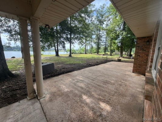 221 Lakeshore Drive