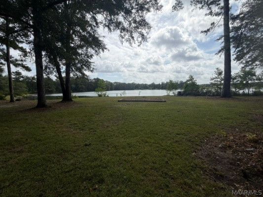 221 Lakeshore Drive
