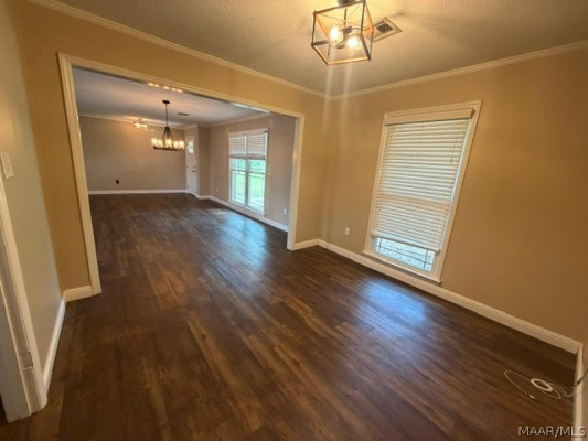 221 Lakeshore Drive
