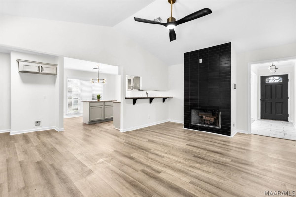 2152 EDINBURGH Drive