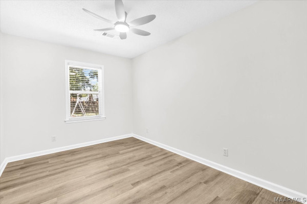 2152 EDINBURGH Drive