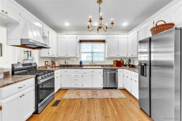 1560 Estes Butler Road