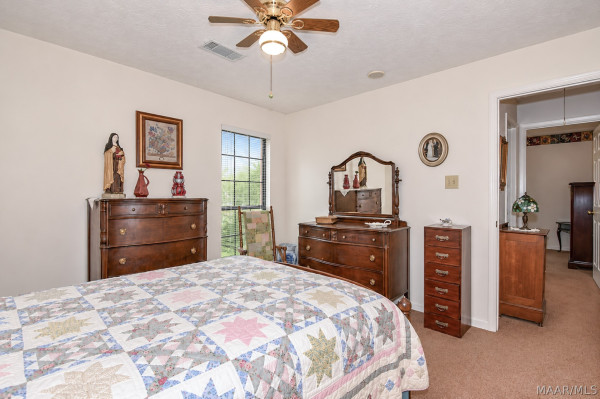 304 RIVER OAKS Drive