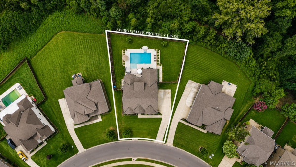 1835 Riverton Drive